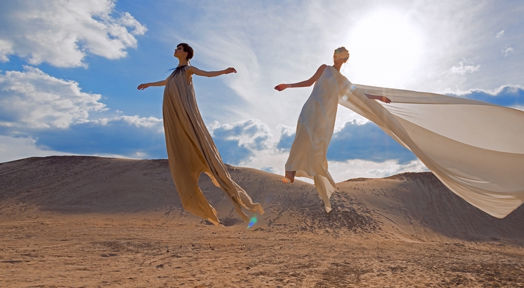 GRAVITATION. Collection by ESTEL 2017